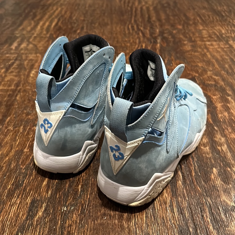 Air Jordan 7 Retro Pantone - Picture 2 of 7